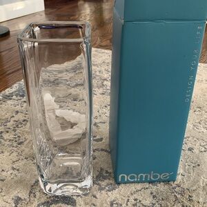 nambe 10” glass vase (new)